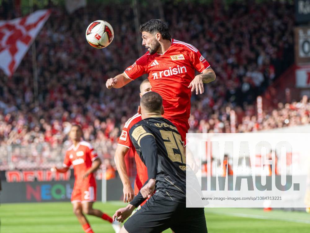 Fußball, Herren, Saison 2026 2027, 1. Bundesliga (5. Spieltag), 1. FC Union Berlin - SV 07 Elversberg, Kastriot Imeri (oben 1. FC Union Berlin), Luca Sirch (SV Elversberg), 10.10.2026,