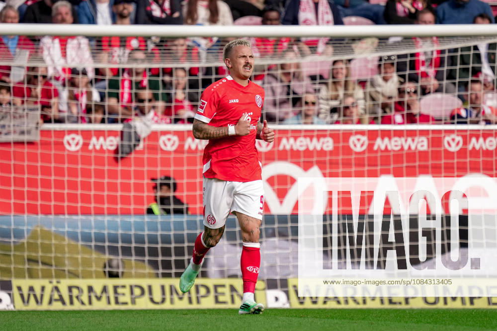 Deutschland: Fussball Saison 2026 2027 , 1. Bundesliga , 5. Spieltag , 1. FSV Mainz 05 vs. Bayer 04 Leverkusen - MEWA-Arena (Mainz) : Phillip Tietz (1. FSV Mainz 05, 9) Mainz MEWA-Arena Deutschland Germany