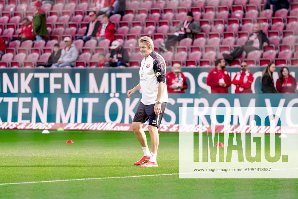 Deutschland: Fussball Saison 2026 2027 , 1. Bundesliga , 5. Spieltag , 1. FSV Mainz 05 vs. Bayer 04 Leverkusen - MEWA-Arena (Mainz) : Stephan Kuhnert (Torwarttrainer, 1. FSV Mainz 05) Mainz MEWA-Arena Deutschland Germany