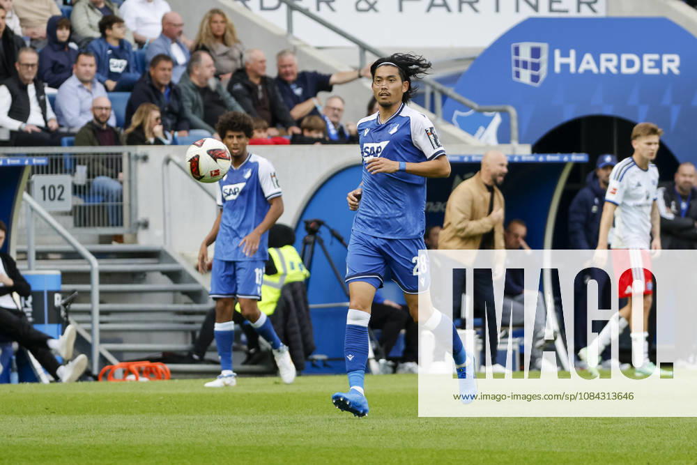 Koki Machida (TSG Hoffenheim, 28) am Ball , Deutschland, Fussball, 1. Bundesliga, 5.Spieltag, 2026 2027, TSG Hoffenheim vs. Hamburger SV, 10.10.2026, Sinsheim SNP Arena Deutschland