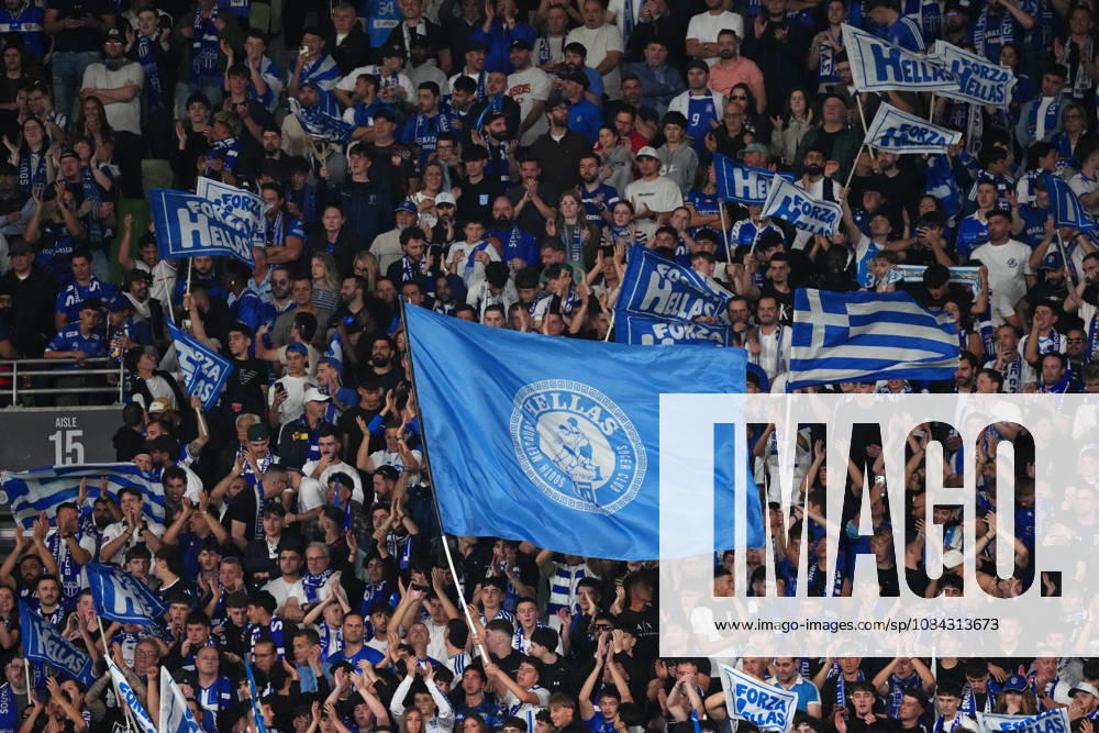 AUSTRALIA CUP SOUTH MELBOURNE VICTORY, South Melbourne FC supporters in the crowd during the Australia Cup final match between South Melbourne FC and Melbourne Victory FC at AAMI Park in Melbourne, Saturday, October 10, 2026. ( NO ARCHIVING, MELBOURNE VICTORIA Australia