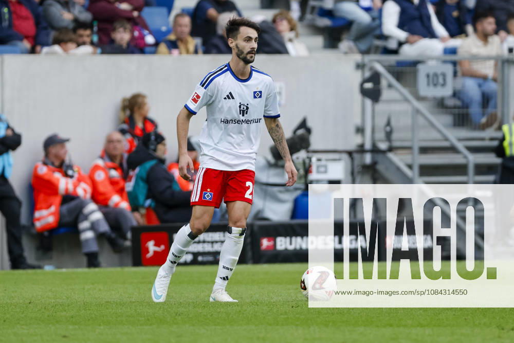Fabio Vieira (Hamburger SV, 20) am Ball , Deutschland, Fussball, 1. Bundesliga, 5.Spieltag, 2026 2027, TSG Hoffenheim vs. Hamburger SV, 10.10.2026, Sinsheim SNP Arena Deutschland