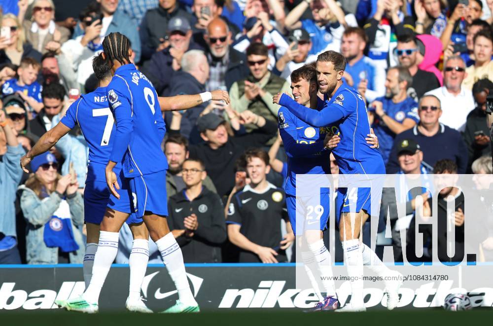 Premier League - Chelsea v AFC Bournemouth LONDON, ENGLAND, OCTOBER 10: GOAL 1-0, Jordan Henderson of Chelsea goal celebration with Pep Chavarria of Chelsea after scoring a goal to make the score 1-0 during The Premier League match between Chelsea v AFC Bournemouth at Stamford Bridge Stadium, London, England, on October 10. (Photo by Daniel Weir) London Stamford Bridge Stadium England