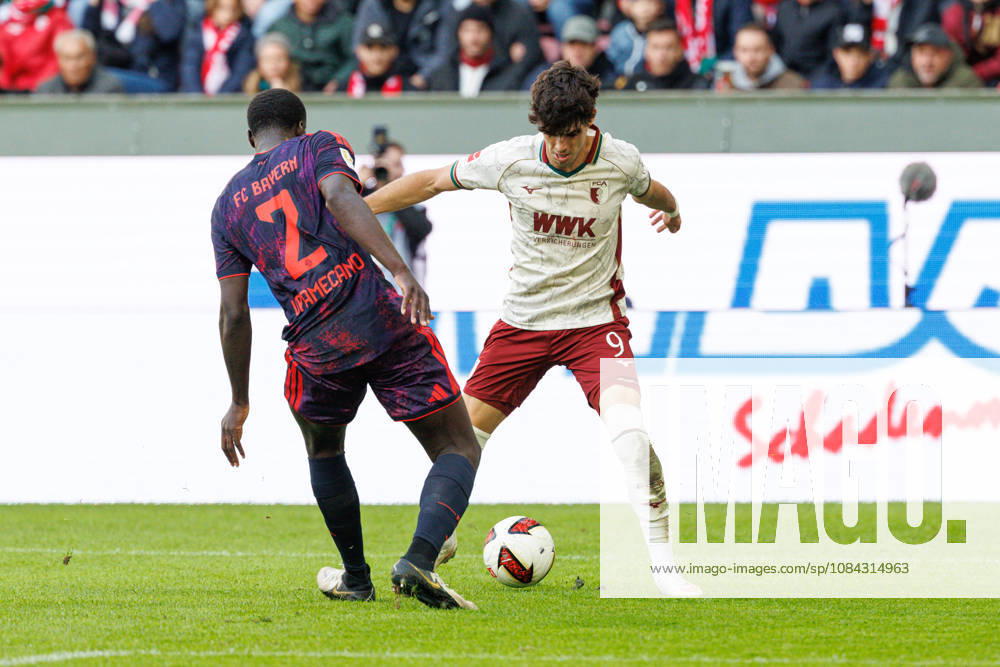 Rodrigo Ribeiro (9, FC Augsburg) und Dayot Upamecano (2, FC Bayern München) beim Spiel zwischen FC Augsburg v FC Bayern München, Fussball, Herren, Bundesliga, 2026 2027, 5.Spieltag am 10.10.2026 in Augsburg, WWK ARENA. DFL and DFB regulations prohibit any use of photographs as image sequences and or quasi-video. Bayern Deutschland
