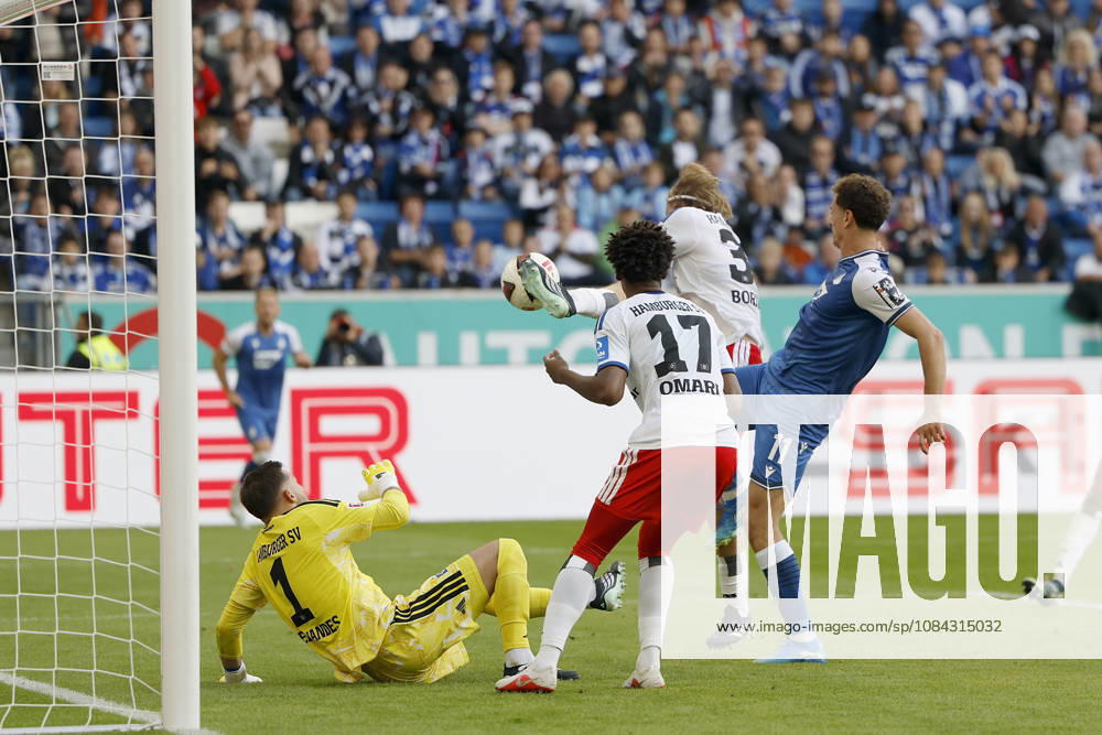 Fisnik Asllani (TSG Hoffenheim) r. Goal scored, erzielt das Tor zum 1:1, celebrate the goal im Bundesliga-Spiel zwischen der TSG 1899 Hoffenheim und dem Hamburger SV in der PreZero Arena, Sinsheim, Deutschland, am 10. Oktober 2026. in action during the Bundesliga match between TSG 1899 Hoffenheim and Hamburger SV at the PreZero Arena, Sinsheim, Germany, on October 10, 2026. DFB DFL REGULATIONS PROHIBIT ANY USE OF PHOTOGRAPHS AS IMAGE SEQUENCES AND OR QUASI-VIDEO,