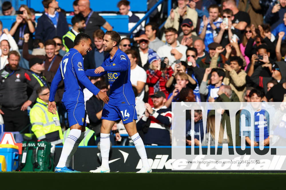 Premier League: Chelsea v AFC Bournemouth LONDON, UK - 10th Oct 2026: Jordan Henderson of Chelsea celebrates scoring his side s first goal with team mate Morgan Rogers during the Premier League match between Chelsea FC and AFC Bournemouth at Stamford Bridge London Stamford Bridge England United Kingdom