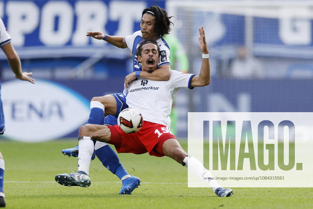 V.l.n.r.: Koki Machida (TSG Hoffenheim) und Yussuf Poulsen (HSV), im Bundesliga-Spiel zwischen der TSG 1899 Hoffenheim und dem Hamburger SV in der PreZero Arena, Sinsheim, Deutschland, am 10. Oktober 2026. in action during the Bundesliga match between TSG 1899 Hoffenheim and Hamburger SV at the PreZero Arena, Sinsheim, Germany, on October 10, 2026. DFB DFL REGULATIONS PROHIBIT ANY USE OF PHOTOGRAPHS AS IMAGE SEQUENCES AND OR QUASI-VIDEO,