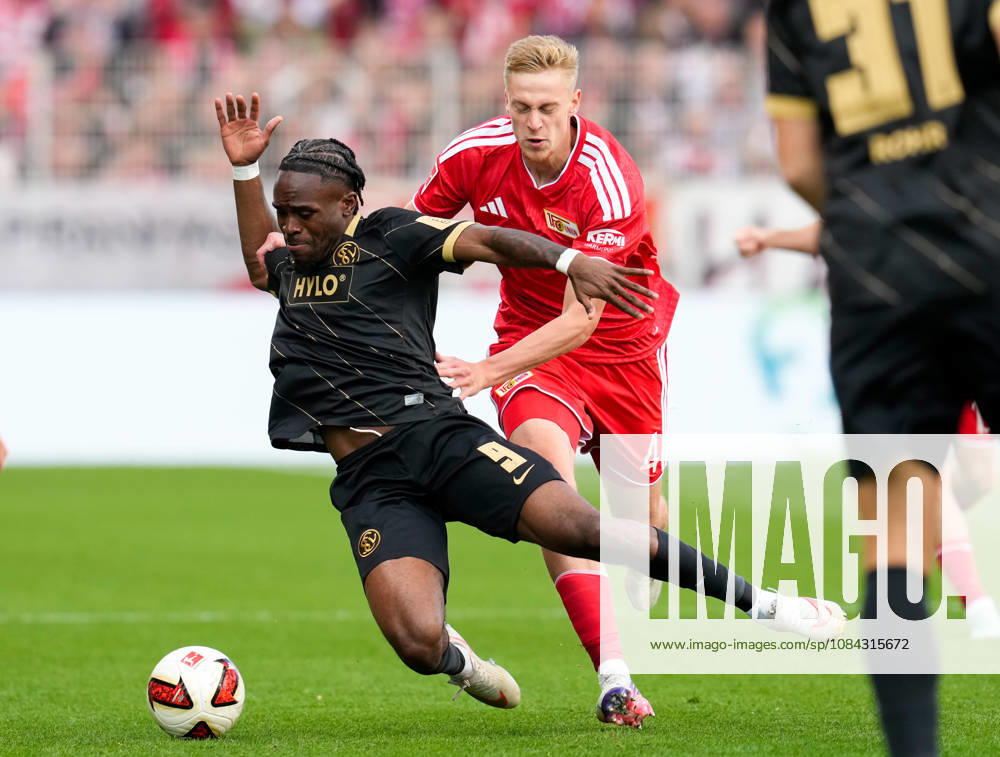 Noel Futkeu (SV Elversberg, 9) im Zweikampf mit Zeno van den Bosch (1. FC Union Berlin, 4) GER, 1.FC Union Berlin vs SV Elversberg, 1. Bundesliga, 5. Spieltag, Saison 2026-27, Stadion An der Alten Foersterei, Berlin, 10.10.2026 DFL REGULATIONS PROHIBIT ANY USE OF PHOTOGRAPHS AS IMAGE SEQUENCES AND OR QUASI-VIDEO 1.FC Union Berlin vs SV Elversberg, 1. Bundesliga, 5. Spieltag, Saison 2026-27, 10.10.2026 Berlin