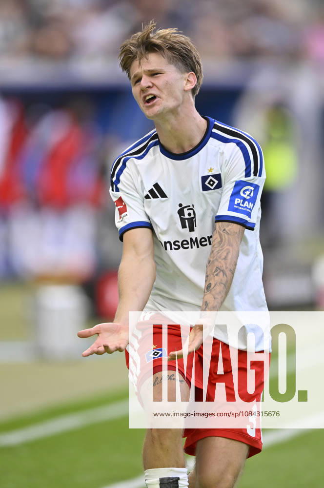 David Moeller Wolfe Hamburger SV HSV (03) Gestik Geste sauer TSG 1899 Hoffenheim vs Hamburger SV HSV 10.10.2026 DFL REGULATIONS PROHIBIT ANY USE OF PHOTOGRAPHS AS IMAGE SEQUENCES AND OR QUASI-VIDEO TSG 1899 Hoffenheim vs Hamburger SV HSV