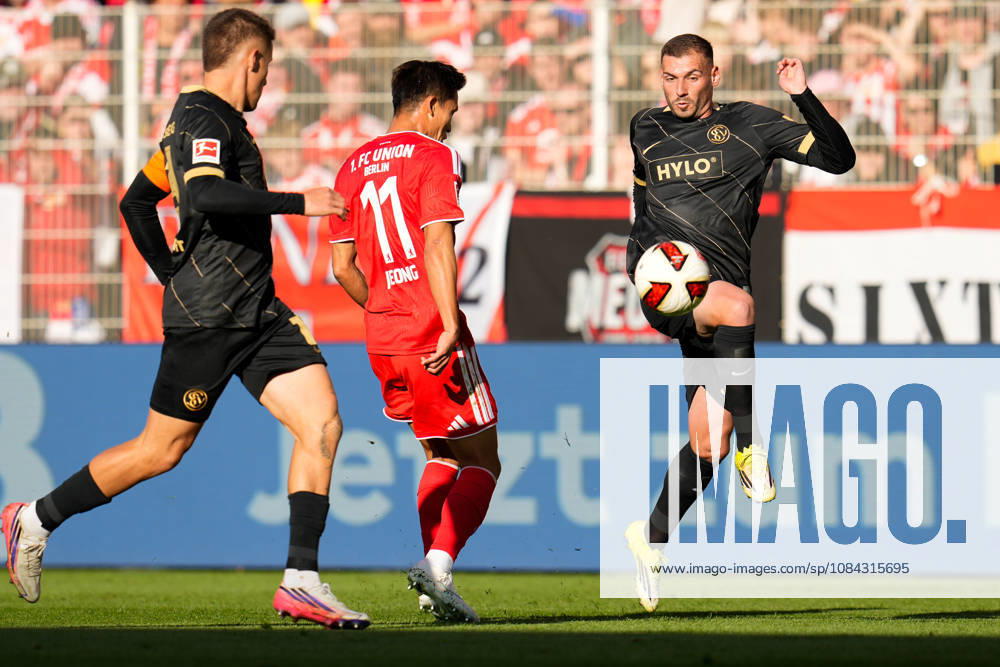 Luca Sirch (SV Elversberg, 26) am Ball. GER, 1.FC Union Berlin vs SV Elversberg, 1. Bundesliga, 5. Spieltag, Saison 2026-27, Stadion An der Alten Foersterei, Berlin, 10.10.2026 DFL REGULATIONS PROHIBIT ANY USE OF PHOTOGRAPHS AS IMAGE SEQUENCES AND OR QUASI-VIDEO 1.FC Union Berlin vs SV Elversberg, 1. Bundesliga, 5. Spieltag, Saison 2026-27, 10.10.2026 Berlin