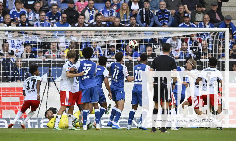 TOR zum 1:1 Fisnik Asllani TSG 1899 Hoffenheim (11) Torschuss Aktion Torchance TSG 1899 Hoffenheim vs Hamburger SV HSV 10.10.2026 DFL REGULATIONS PROHIBIT ANY USE OF PHOTOGRAPHS AS IMAGE SEQUENCES AND OR QUASI-VIDEO TSG 1899 Hoffenheim vs Hamburger SV HSV