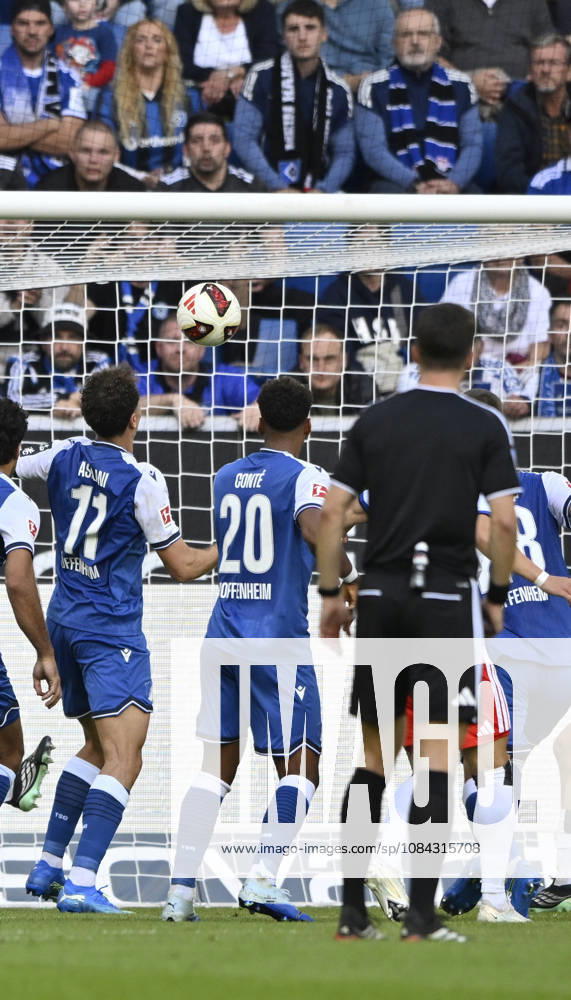 TOR zum 1:1 Fisnik Asllani TSG 1899 Hoffenheim (11) Torschuss Aktion Torchance TSG 1899 Hoffenheim vs Hamburger SV HSV 10.10.2026 DFL REGULATIONS PROHIBIT ANY USE OF PHOTOGRAPHS AS IMAGE SEQUENCES AND OR QUASI-VIDEO TSG 1899 Hoffenheim vs Hamburger SV HSV