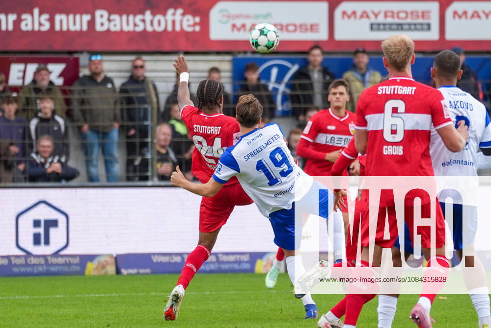 Deutschland: Fussball, 3. Liga, 8. Spieltag, Hänsch-Arena, Meppen, Emsland, Niedersachsen, SV Meppen vs. VfB Stuttgart U21, U 21 VfB Stuttgart II: Luis Sprekelmeyer (SV Meppen, 19)