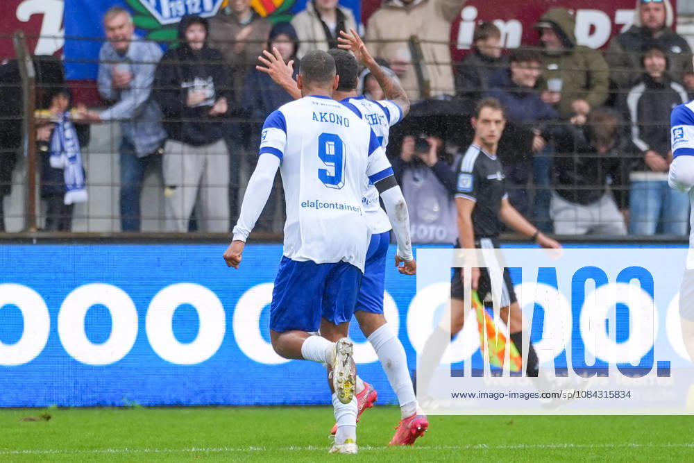 Deutschland: Fussball, 3. Liga, 8. Spieltag, Hänsch-Arena, Meppen, Emsland, Niedersachsen, SV Meppen vs. VfB Stuttgart U21, U 21 VfB Stuttgart II: Oliver Schmitt (SV Meppen, 7) Torjubel