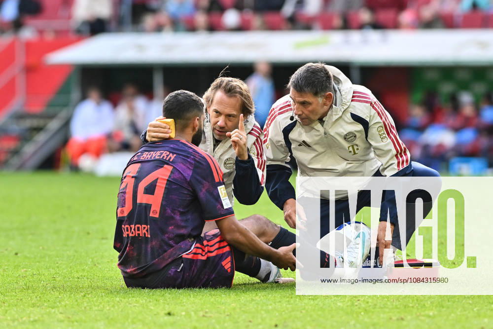 AUGSBURG, GERMANY; 10. OCTOBER: with the Doc - Ismael SAIBARI (FC Bayern Munich 34) during the Bundesliga Match between FC Augsburg vs. FC Bayern Munich at Matchday 5 at WWK-Arena DFL REGULATIONS PROHIBIT ANY USE OF PHOTOGRAPHS AS IMAGE SEQUENCES AND OR QUASI-VIDEO
