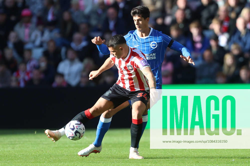10th October 2026; Stadium of Light, Sunderland, England; Premier League Football, Sunderland versus Brighton and Hove Albion; Granit Xhaka of Sunderland is pressured by Chema Andres of Brighton and Hove Albion DavexLofthouse