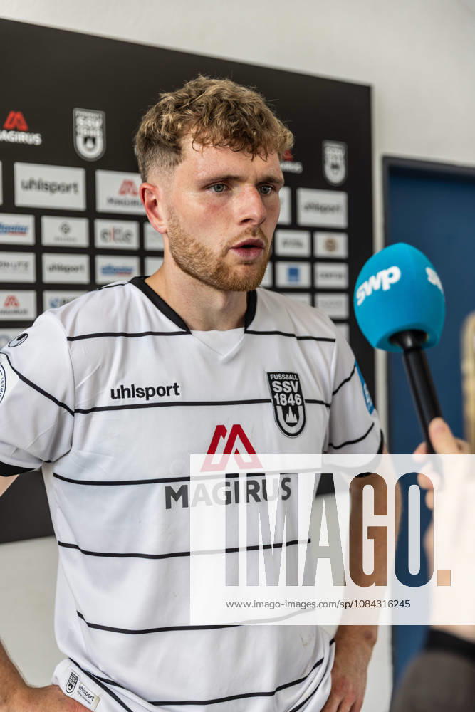 SSV Ulm 1846 Fußball vs. Eintracht Frankfurt II, Fussball, Regionalliga Südwest, 11. Spieltag, Donaustadion Ulm 10.10.26 Stimmen zum Spiel Interview Steffen Meuer (SSV Ulm 1846 Fußball, 18) SSV Ulm 1846 Fußball vs. Eintracht Frankfurt II, Fussball, Regionalliga Südwest, 11. Spieltag, Donaustadion Ulm 10.10.26 Foto: Lucca Fundel Ulm Donaustadion Baden-Württemberg Deutschland