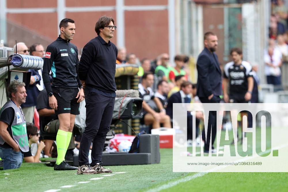 Foto IPP ACGE Genova 10 10 2026 Campionato Serie A 2025 2026 Genoa-Fiorentina nella foto: Paolo Vanoli Italy Photo Press World Copyright Genova italy Italia ITALY