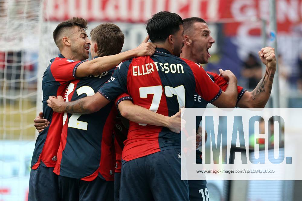 Foto IPP ACGE Genova 10 10 2026 Campionato Serie A 2025 2026 Genoa-Fiorentina nella foto: Junior Walter Messias esulta dopo il gol del 2-0 Italy Photo Press World Copyright Genova italy Italia ITALY