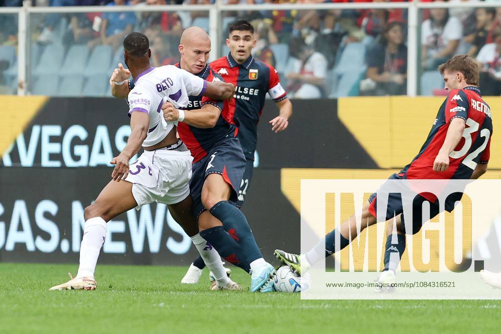Foto IPP ACGE Genova 10 10 2026 Campionato Serie A 2025 2026 Genoa-Fiorentina nella foto: Leo Skiri Ostigard, Beto Gomes Italy Photo Press World Copyright Genova italy Italia ITALY