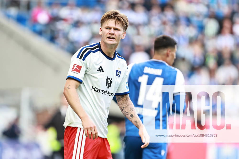 Fussball 1.Bundesliga, TSG 1899 Hoffenheim - Hamburger SV v.l. David Moller Wolfe (Hamburger SV) Portrait Sinsheim
