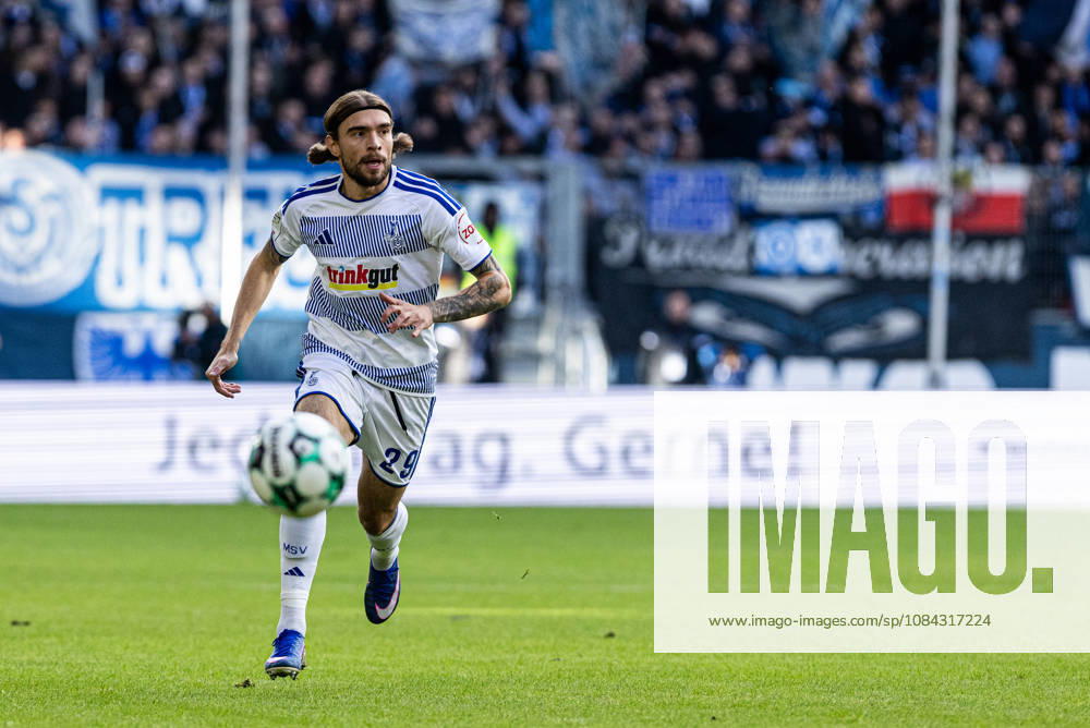 3.Liga: MSV Duisburg TSG Hoffenheim II; 10.10.2026 Joshua Bitter (MSV Duisburg, 29) 3.Liga 8.Spieltag: MSV Duisburg TSG Hoffenheim II; Schauinsland-Reisen-Arena, Duisburg, 10.10.2026 DFB regulations prohibit any use of photographs as image sequences and or quasi video.