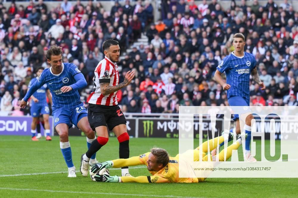 Bart Verbruggen goalkeeper for Brighton & Hove Albion gets to the ball ahead of Enzo Le Fee of Sunderland Sunderland v Brighton & Hove Albion, Premier League, Football, Stadium of Light, Sunderland, UK - 10 Oct 2026Sunderland Stadium of Light United Kingdom