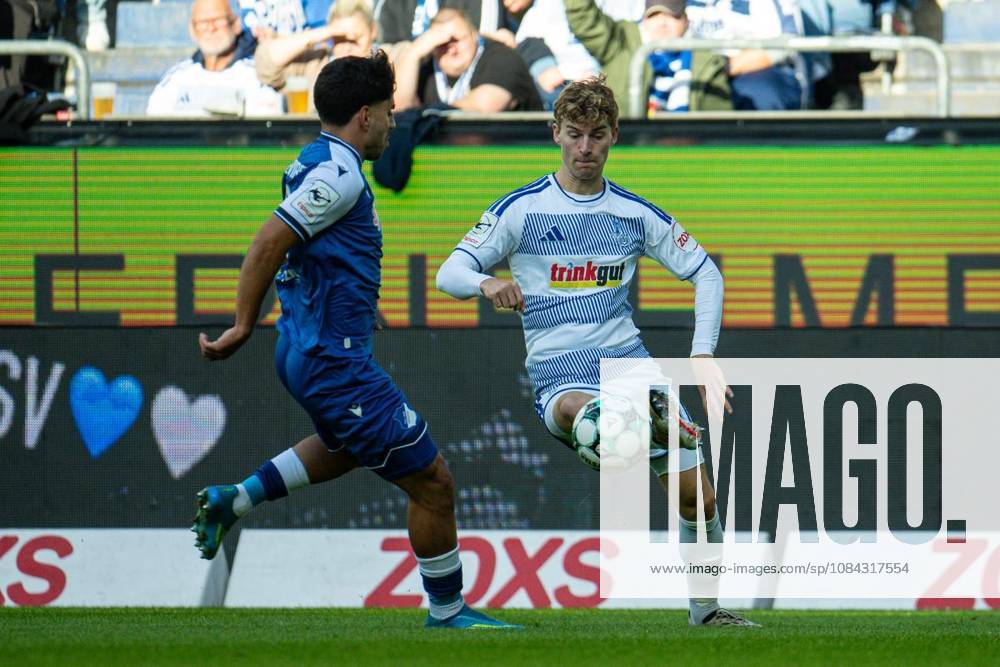 Fußball 3.Liga MSV Duisburg - TSG Hoffenheim II am 10.10.26 in der Schauinsland-Reisen Arena in Duisburg Dominik Kother ( Duisburg ) Duisburg