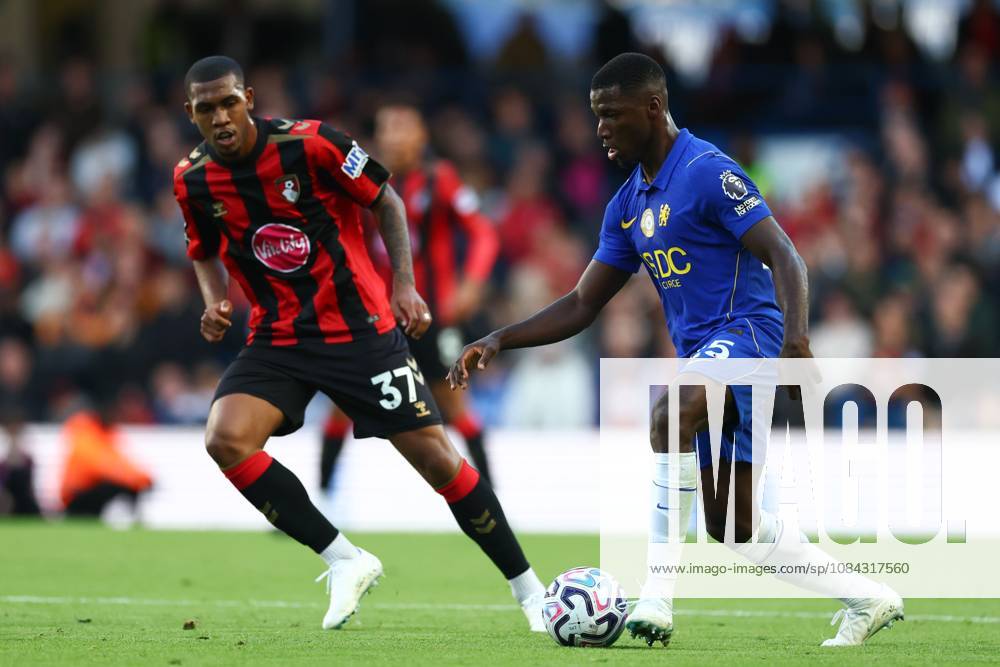 Moises Caicedo of Chelsea under pressure from Rayan of AFC Bournemouth Chelsea v Bournemouth, Premier League, Football, Stamford Bridge, London, UK - 10 Oct 2026London Stamford Bridge United Kingdom