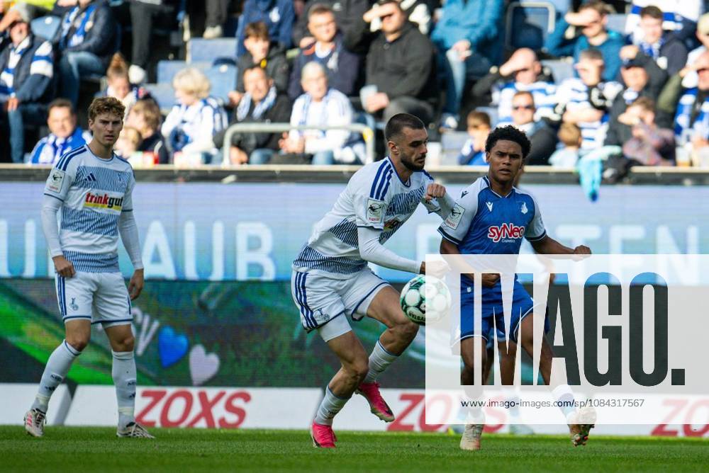 Fußball 3.Liga MSV Duisburg - TSG Hoffenheim II am 10.10.26 in der Schauinsland-Reisen Arena in Duisburg Rasim Bulic ( Duisburg ) Duisburg