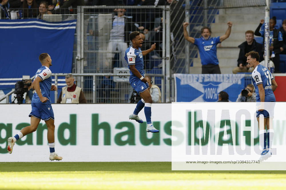 V.l.n.r.: Tim Lemperle (TSG Hoffenheim), Torschuetze, Scorer Bambasé Conté (TSG Hoffenheim) und Fisnik Asllani (TSG Hoffenheim), Jubel nach dem Tor zum 2:1, jubelnd, bejubelt, jubelt, jubeln, Cheers after the goal, cheering, celebrated, cheers, cheering, emotionsim Bundesliga-Spiel zwischen der TSG 1899 Hoffenheim und dem Hamburger SV in der PreZero Arena, Sinsheim, Deutschland, am 10. Oktober 2026. in action during the Bundesliga match between TSG 1899 Hoffenheim and Hamburger SV at the PreZero Arena, Sinsheim, Germany, on October 10, 2026. DFB DFL REGULATIONS PROHIBIT ANY USE OF PHOTOGRAPHS AS IMAGE SEQUENCES AND OR QUASI-VIDEO,