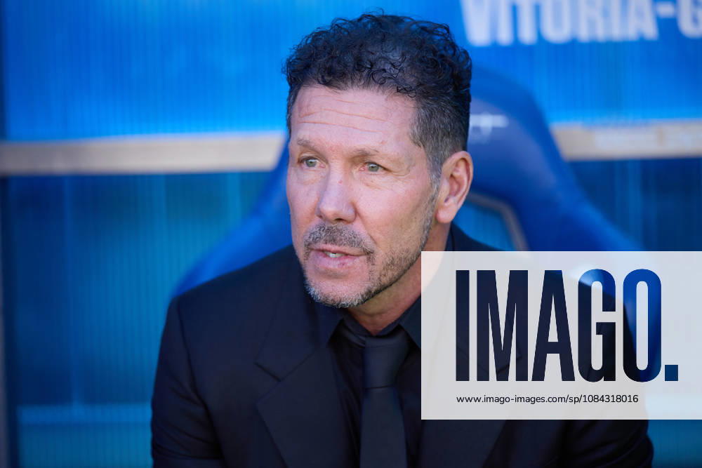Diego Pablo Cholo Simeone head coach of Atletico de Madrid looks on during the LaLiga EA Sports match between Deportivo Alaves and Atletico de Madrid at Mendizorrotza on October 10, 2026, in Vitoria, Spain. Vitoria Spain - ZUMAa181 20261010_zaa_a181_034