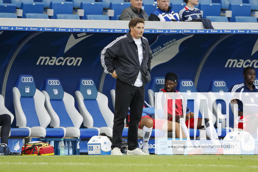 Merlin Polzin (Hamburger SV, Trainer) , Deutschland, Fussball, 1. Bundesliga, 5.Spieltag, 2026 2027, TSG Hoffenheim vs. Hamburger SV, 10.10.2026, Sinsheim SNP Arena Deutschland