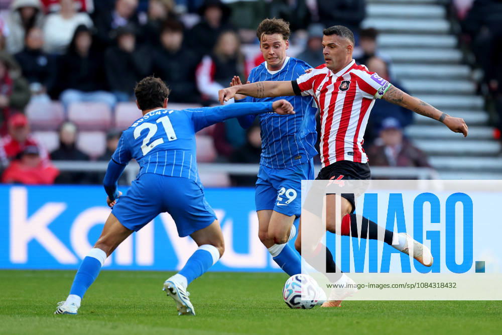 Sunderland v Brighton and Hove Albion - Premier League 2026 27 Maxim De Cuyper of Brighton and Hove Albion and Granit Xhaka of Sunderland challenge during the Premier League 2026 27 match between Sunderland and Brighton & Hove Albion at Stadium of Light on October 10, 2026 in Sunderland, England. WARNING! This Photograph May Only Be Used For Newspaper And Or Magazine Editorial Purposes. May Not Be Used For Publications Involving 1 player, 1 Club Or 1 Competition Without Written Authorisation From Football DataCo Ltd. For Any Queries, Please Contact Football DataCo Ltd on +44 (0) 207 864 9121 Sunderland Stadium of Light England United Kingdom