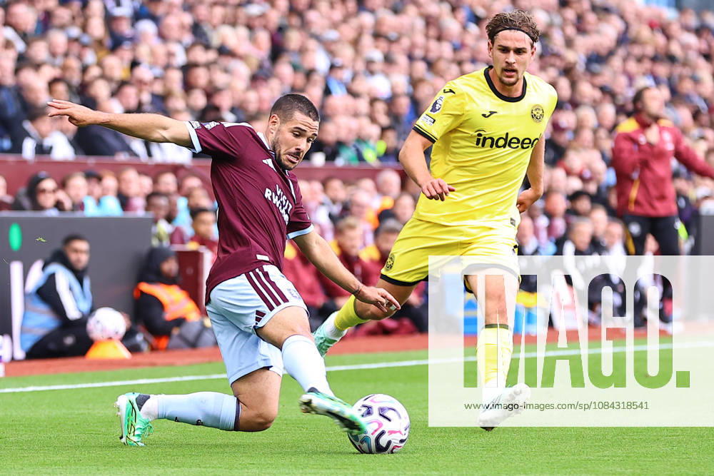 Aston Villa v Brentford, Premier League Emiliano Buendia of Aston Villa goes for the ball during the Aston Villa v Brentford Premier League match at Villa Park, Birmingham, England on 10 October 2026 Credit: Ryan Crockett Every Second Media Editorial use only. All images are copyright Every Second Media Limited. No images may be reproduced without prior permission. All rights reserved. Premier League and Football League images are subject to licensing agreements with Football DataCo Limited. see https: www.football-dataco.com
