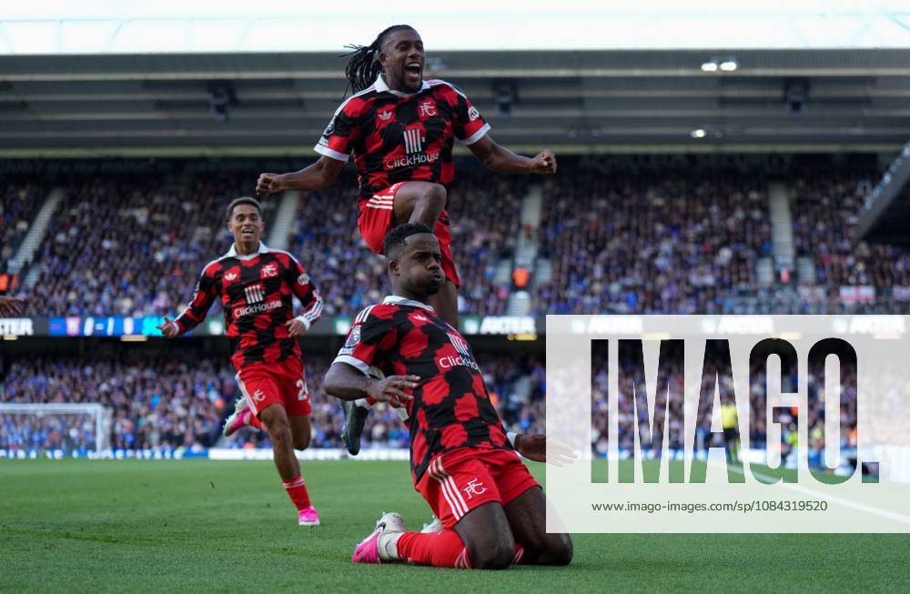 Ryan Sessegnon of Fulham celebrates their goal with team-mates, 0-1 Ipswich Town v Fulham, Premier League, Football, Portman Road, Ipswich, UK - 10 Oct 2026Ipswich Portman Road United Kingdom