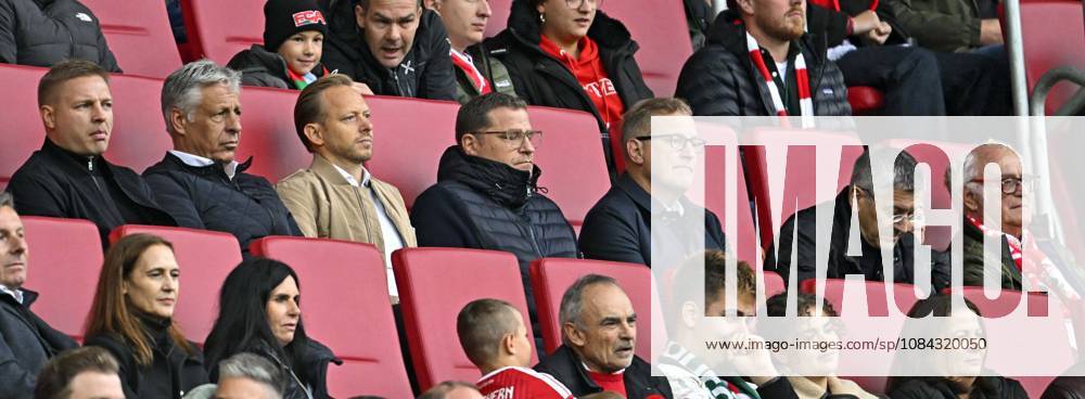 Fussball Bundesliga 2026 2027, 5.Spieltag, FC Augsburg - FC Bayern München, in der WWK-Arena Augsburg, Die Vorstandschaft vom FC Bayern . auf dem Bild, Sportvorstand Max Eberl (Bayern München), Vorstandsvorsitzender Jan-Christian Dreesen (FC Bayern München) Präsident Herbert Hainer (FC Bayern) usw