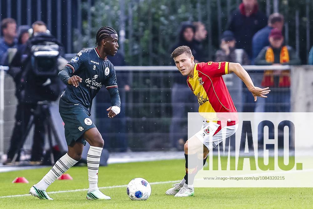 , Stadium De Adelaarshorst , season 2026 2027 , Dutch Eredivisie football . match between Go Ahead Eagles and Sparta Rotterdam, Picture shows Sparta player Isaac Babadi , Eagles player Alfons Sampsted Go Ahead Eagles - Sparta x208110177x