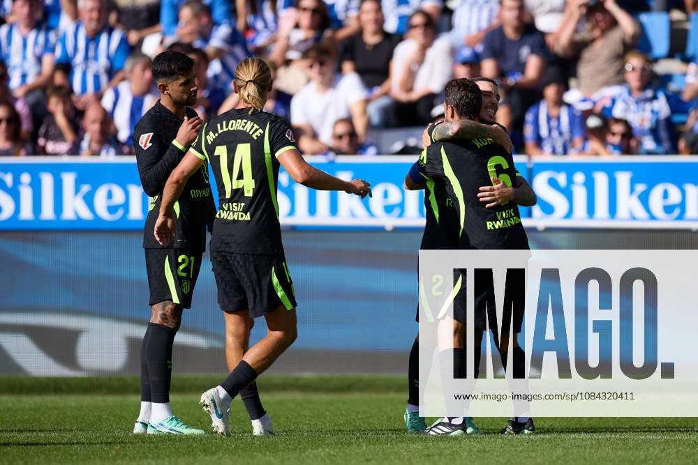 Alejandro Grimaldo of Atletico de Madrid celebrates after scoring the team s first goal during the LaLiga EA Sports match between Deportivo Alaves and Atletico de Madrid at Mendizorrotza on October 10, 2026, in Vitoria, Spain. Vitoria Spain - ZUMAa181 20261010_zaa_a181_044