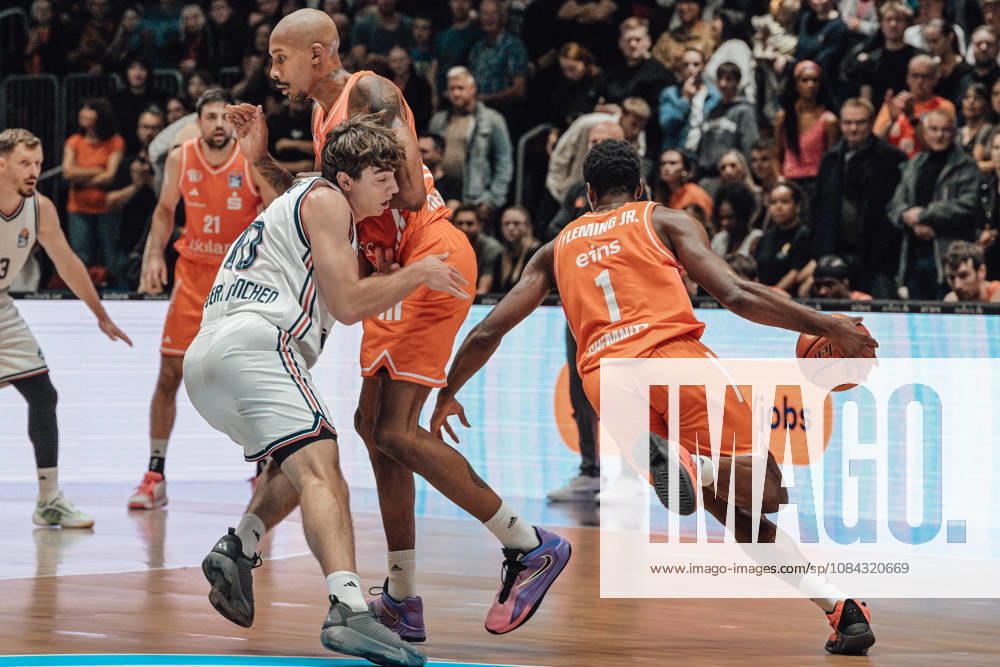 EasyCredit Basketball Bundesliga, 5. Spieltag, Niners Chemnitz -Bayern München 10.10.2026 ab 16:00 Uhr Chemnitz, Chemnitz Arena Im Foto: 13 Andreas Obst, 17 Darion Atkins Block, 01 Phlandrous Fleming JR easyCredit Basketball Bundesliga, 5. Spieltag, Niners Chemnitz - Bayern München Chemnitz Sachsen Deutschland