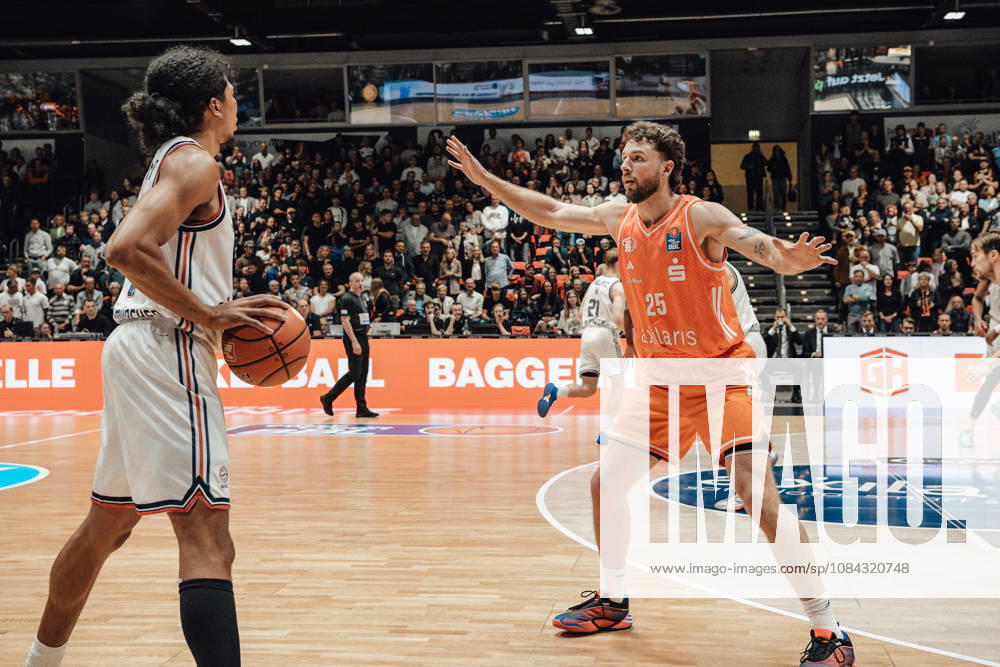 EasyCredit Basketball Bundesliga, 5. Spieltag, Niners Chemnitz -Bayern München 10.10.2026 ab 16:00 Uhr Chemnitz, Chemnitz Arena Im Foto: 25 Ben Burnham easyCredit Basketball Bundesliga, 5. Spieltag, Niners Chemnitz - Bayern München Chemnitz Sachsen Deutschland