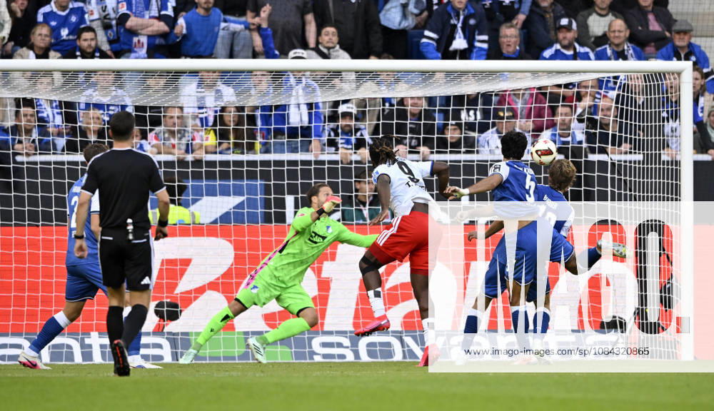 TOR zum 2:2 Terem Moffi Hamburger SV HSV (09) Torschuss Aktion Torchance Kopfballduell Zweikampf Aktion gegen Ozan Kabak TSG 1899 Hoffenheim (05) Wouter Burger TSG 1899 Hoffenheim (18) Torwart Oliver Baumann TSG 1899 Hoffenheim (01) Schiedsrichter Referee Harm Osmers TSG 1899 Hoffenheim vs Hamburger SV HSV 10.10.2026 DFL REGULATIONS PROHIBIT ANY USE OF PHOTOGRAPHS AS IMAGE SEQUENCES AND OR QUASI-VIDEO TSG 1899 Hoffenheim vs Hamburger SV HSV