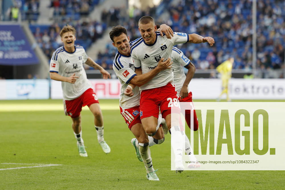 Jubel nach dem Tor zum 2:3, jubelnd, bejubelt, jubelt, jubeln, Cheers after the goal, cheering, celebrated, cheers, cheering, um den Torschuetze, Scorer Miro Muheim (HSV) v., emotions im Bundesliga-Spiel zwischen der TSG 1899 Hoffenheim und dem Hamburger SV in der PreZero Arena, Sinsheim, Deutschland, am 10. Oktober 2026. in action during the Bundesliga match between TSG 1899 Hoffenheim and Hamburger SV at the PreZero Arena, Sinsheim, Germany, on October 10, 2026. DFB DFL REGULATIONS PROHIBIT ANY USE OF PHOTOGRAPHS AS IMAGE SEQUENCES AND OR QUASI-VIDEO,