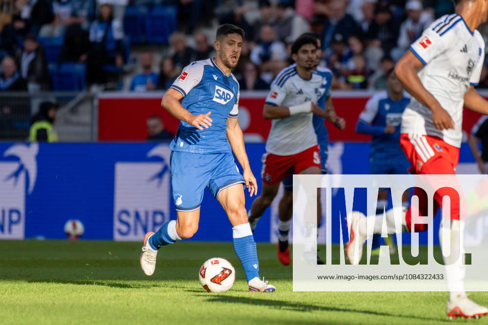 Andrej Kramaric (TSG 1899 Hoffenheim). Deutschland, Sinsheim, 10.10.2026, Fussball, Bundesliga: TSG 1899 Hoffenheim vs Hamburger SV, Saison 2026 2027, 5. Spieltag, SNP Arena DFL DFB REGULATIONS PROHIBIT ANY USE OF PHOTOGRAPHS AS IMAGE SEQUENCES AND OR QUASI-VIDEO.