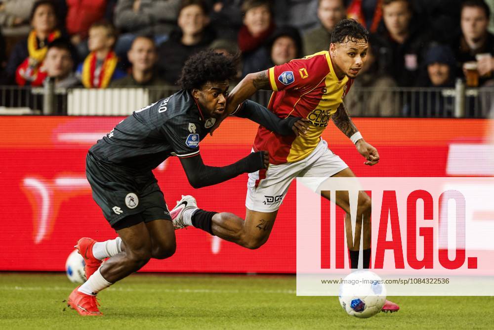 DEVENTER - Lushendry Martes of Sparta Rotterdam, Dean James of Go Ahead Eagles(lr) during the Dutch Eredivisie match between Go Ahead Eagles and Sparta Rotterdam at De Adelaarshorst on 10 October 2026 in Deventer, the Netherlands. BART STOUTJESDIJK ANP Eredivisie 2026 27 ANPxSportx IVx 572030611 originalFilename: 572030611