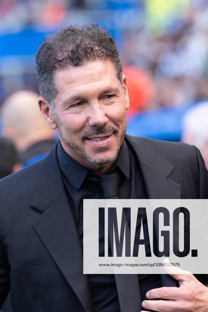 ESP: LaLiga EA Sports Deportivo Alaves v Atletico Madrid Diego Simeone coach of Atletico de Madrid during LaLiga EA Sports between Deportivo Alaves v Atletico Madrid played at Mendizorroza Stadium in Vitoria-Gasteiz on October 10, 2026 in Spain VITORIA GASTEIZ Spain Futbol