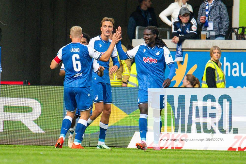 Fußball 3.Liga MSV Duisburg - TSG Hoffenheim II am 10.10.26 in der Schauinsland-Reisen Arena in Duisburg Torjubel zum 0:1 durch Blessing Makanda( Hoffenheim 2) Duisburg