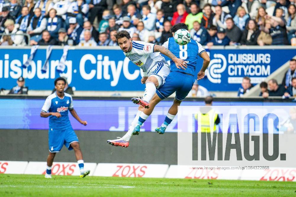 Fußball 3.Liga MSV Duisburg - TSG Hoffenheim II am 10.10.26 in der Schauinsland-Reisen Arena in Duisburg Lex Tyger Lobinger ( Duisburg ) Duisburg
