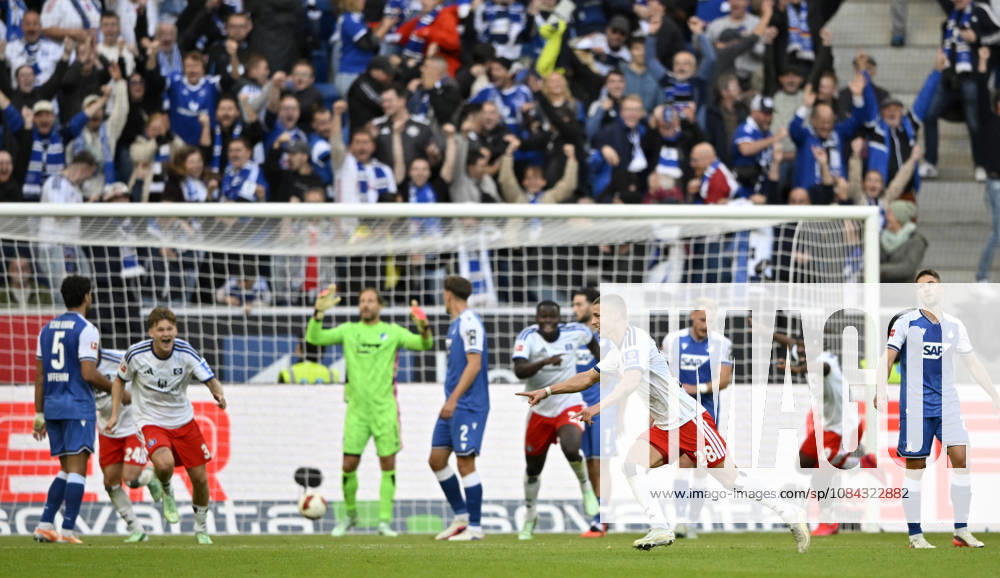 TOR zum 2:3 Miro Muheim Hamburger SV HSV (28) Torjubel TSG 1899 Hoffenheim vs Hamburger SV HSV 10.10.2026 DFL REGULATIONS PROHIBIT ANY USE OF PHOTOGRAPHS AS IMAGE SEQUENCES AND OR QUASI-VIDEO TSG 1899 Hoffenheim vs Hamburger SV HSV