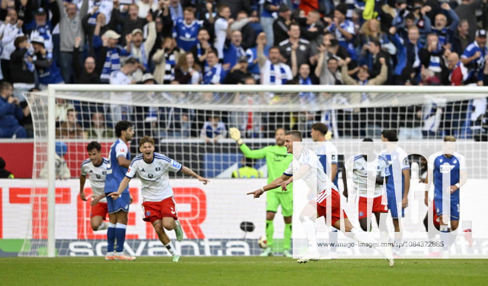 TOR zum 2:3 Miro Muheim Hamburger SV HSV (28) Torjubel TSG 1899 Hoffenheim vs Hamburger SV HSV 10.10.2026 DFL REGULATIONS PROHIBIT ANY USE OF PHOTOGRAPHS AS IMAGE SEQUENCES AND OR QUASI-VIDEO TSG 1899 Hoffenheim vs Hamburger SV HSV